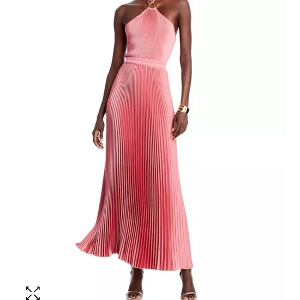 Elegant Pink Halter Maxi Dress